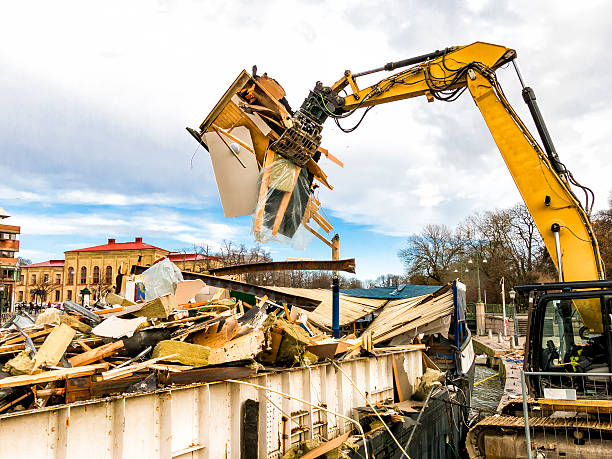 Best Yard Cleanup Services  in Fairfax, CA